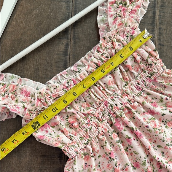 Floral Pink Ruffle Top size Small - Picture 6 of 9